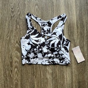 Black and White Tropical Hawaiian Print crop tank